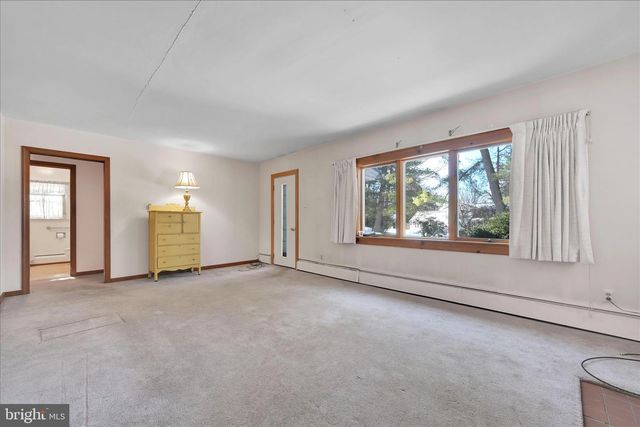 110 PINE BLVD, Orwigsburg, PA 17961