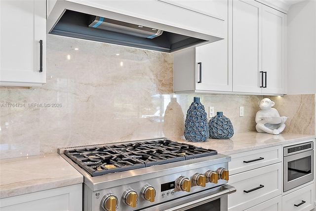 325 N Fairway, Tequesta, FL 33469