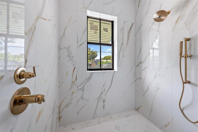 325 N Fairway, Tequesta, FL 33469