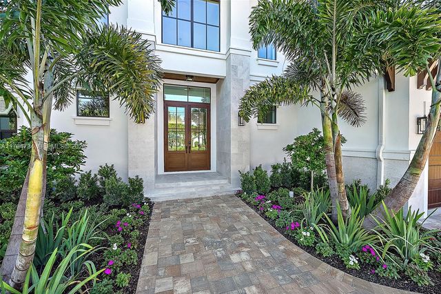 325 N Fairway, Tequesta, FL 33469