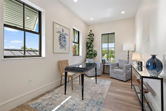325 N Fairway, Tequesta, FL 33469