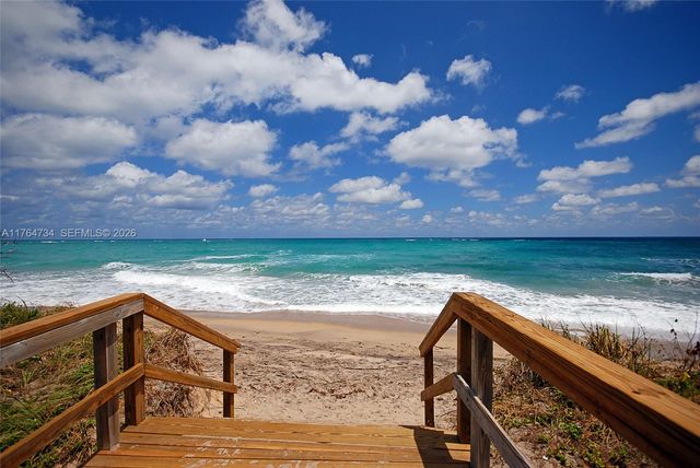 325 N Fairway, Tequesta, FL 33469