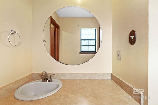 111 Fernwood Circle, Daphne, AL 36526