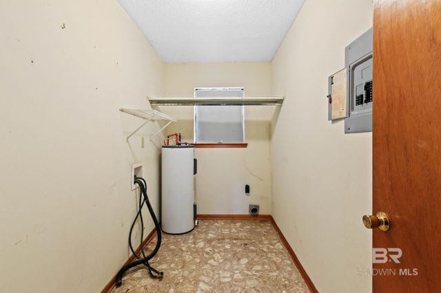 111 Fernwood Circle, Daphne, AL 36526