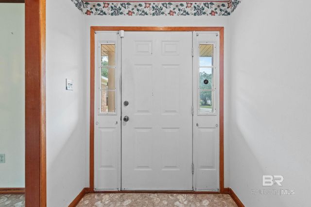 111 Fernwood Circle, Daphne, AL 36526