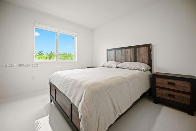 10950 NW 82nd Street 213, Doral, FL 33178