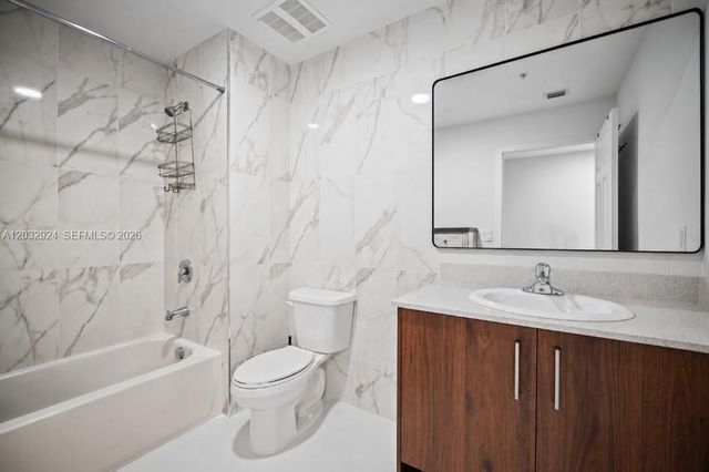 10950 NW 82nd Street 213, Doral, FL 33178