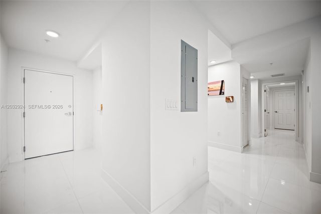 10950 NW 82nd Street 213, Doral, FL 33178