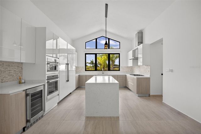 697 CAMINO DE LAS PLAYERAS, Dorado, PR 00646