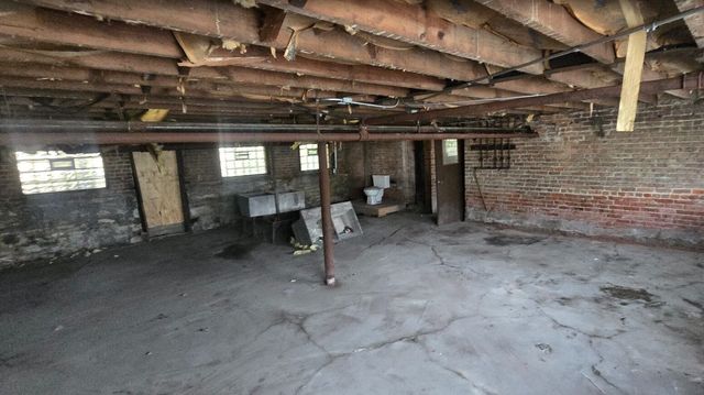 6355 S Racine Avenue, Chicago, IL 60636