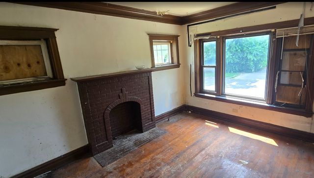 6355 S Racine Avenue, Chicago, IL 60636