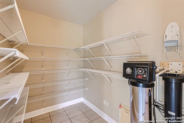 979 Calico, San Antonio, TX 78260