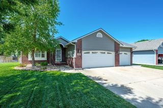 2801 Danbury Rd, Augusta, KS 67010