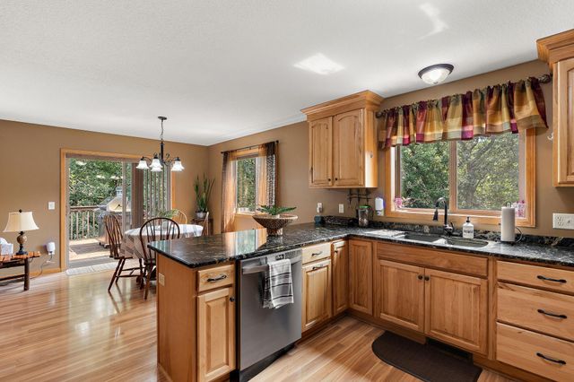 2823 Dunlap Lane SE, Rochester, MN 55904