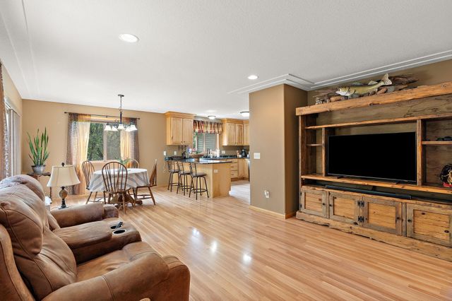 2823 Dunlap Lane SE, Rochester, MN 55904