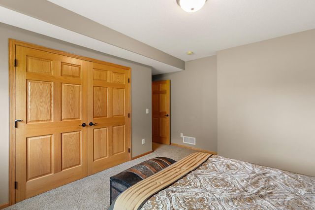 2823 Dunlap Lane SE, Rochester, MN 55904