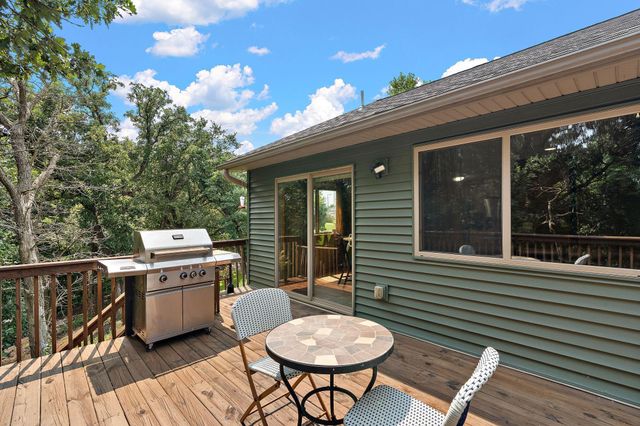 2823 Dunlap Lane SE, Rochester, MN 55904