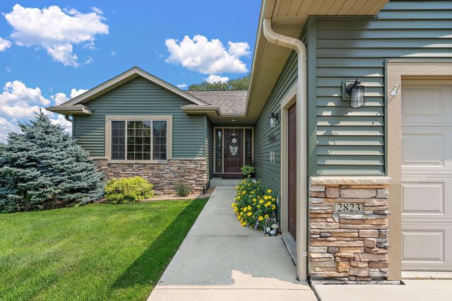 2823 Dunlap Lane SE, Rochester, MN 55904