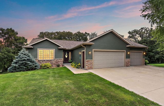 2823 Dunlap Lane SE, Rochester, MN 55904