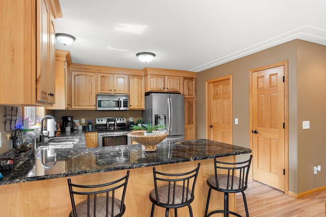 2823 Dunlap Lane SE, Rochester, MN 55904
