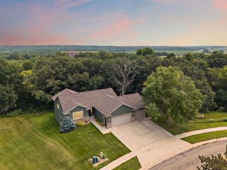 2823 Dunlap Lane SE, Rochester, MN 55904