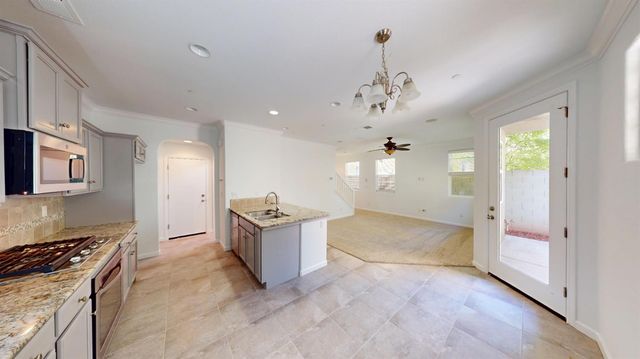 3641 Richmond Avenue, Clovis, CA 93619