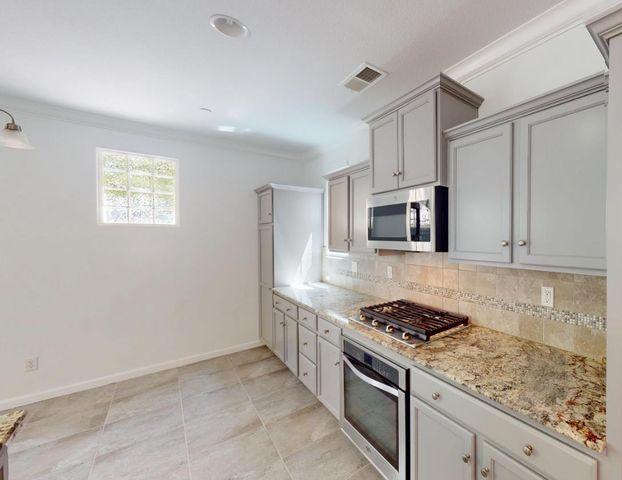 3641 Richmond Avenue, Clovis, CA 93619