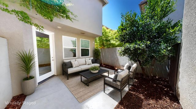 3641 Richmond Avenue, Clovis, CA 93619