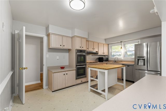 300 Gunby Dr, Henrico, VA 23229