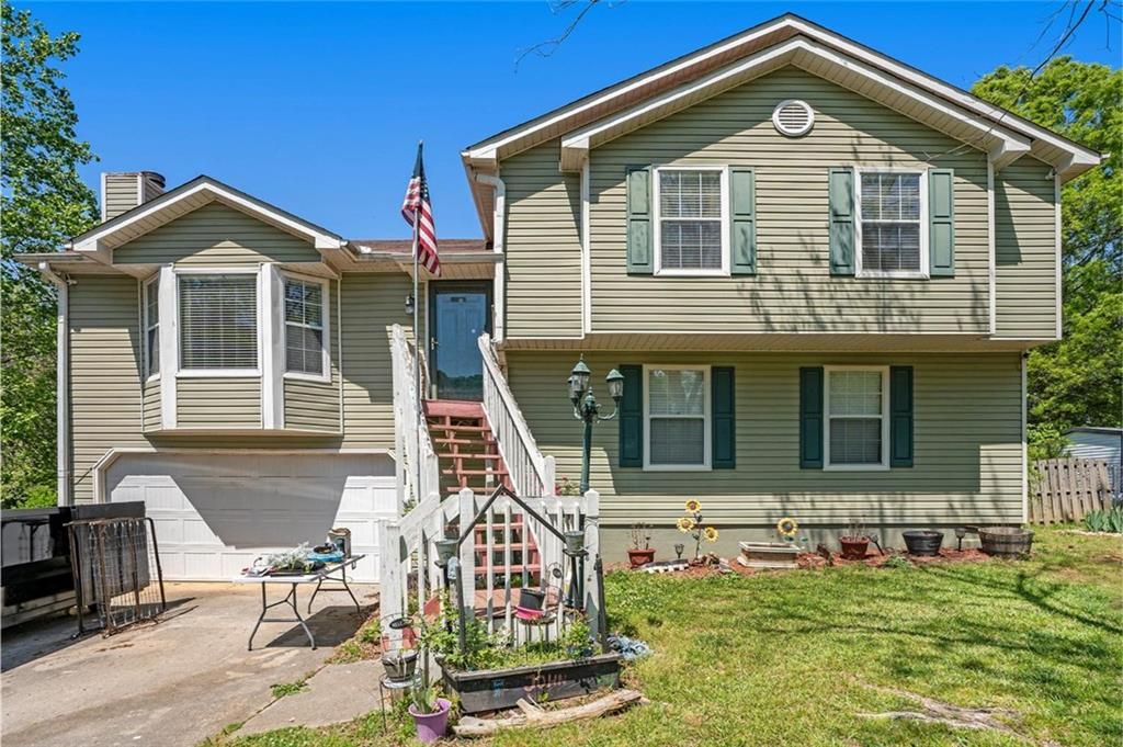 126 Amberwood Lane, Euharlee, GA 30145