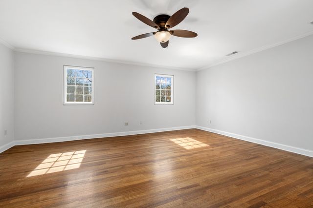 4206 POPLAR AVE, Memphis, TN 38117