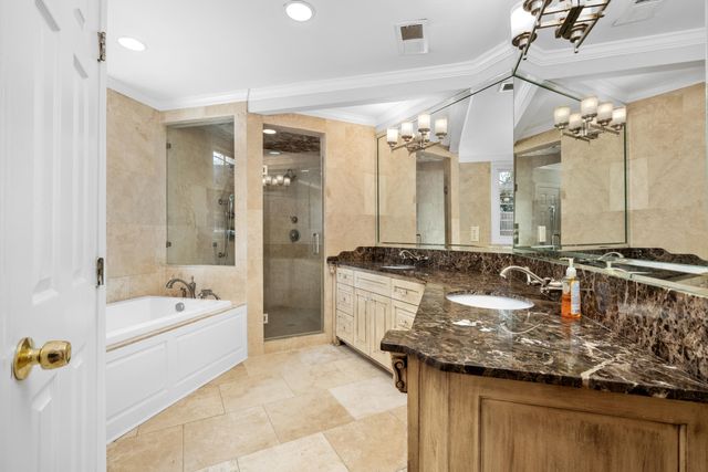 4206 POPLAR AVE, Memphis, TN 38117