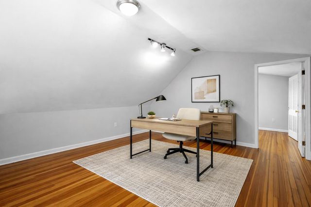 4206 POPLAR AVE, Memphis, TN 38117