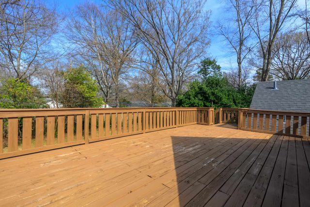 4206 POPLAR AVE, Memphis, TN 38117