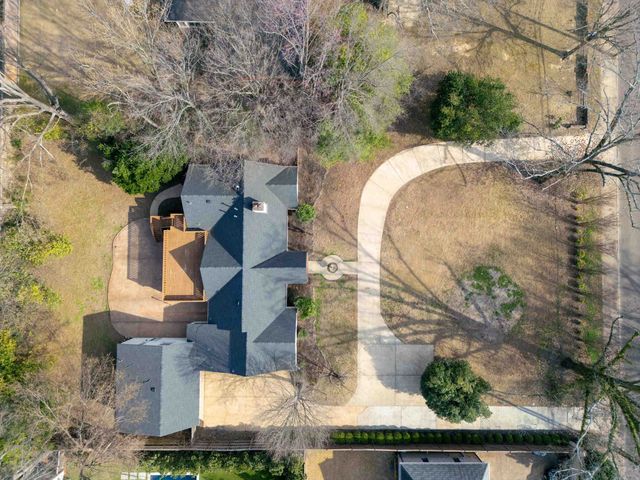 4206 POPLAR AVE, Memphis, TN 38117