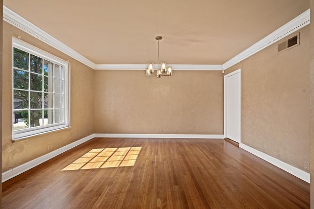 4206 POPLAR AVE, Memphis, TN 38117