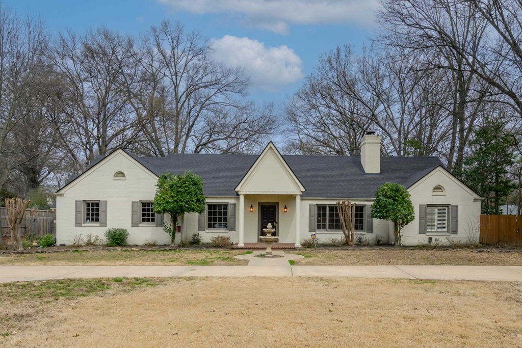 4206 POPLAR AVE, Memphis, TN 38117