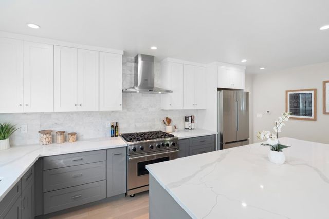 2105 Stratford Way, San Mateo, CA 94403