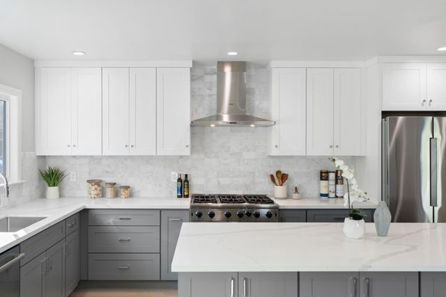 2105 Stratford Way, San Mateo, CA 94403