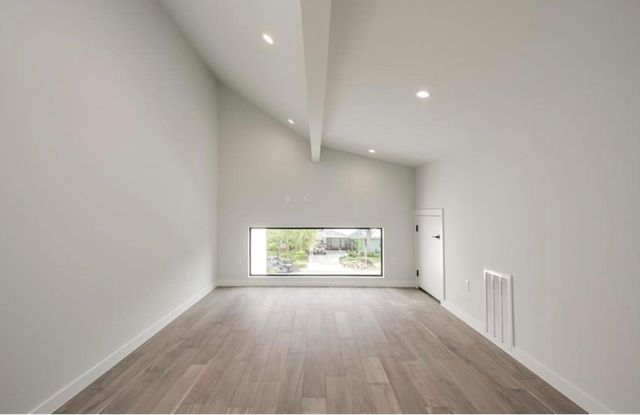 409 Clover CT A, Austin, TX 78745