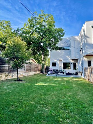 409 Clover CT A, Austin, TX 78745