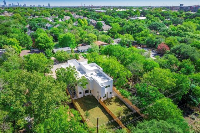 409 Clover CT A, Austin, TX 78745