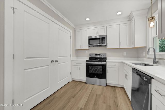 114 Springhill Road, Wilmington, NC 28411