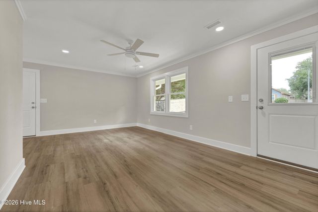 114 Springhill Road, Wilmington, NC 28411