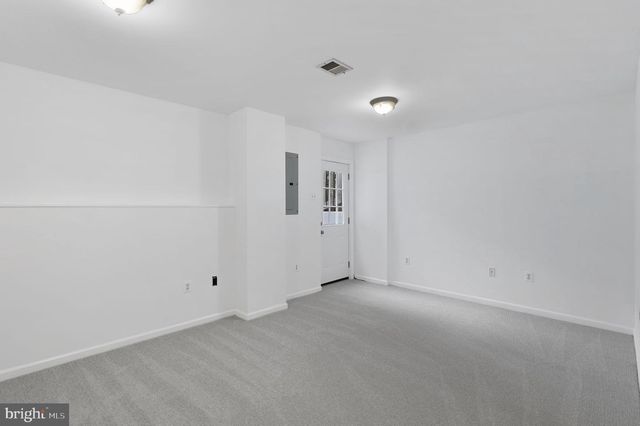 528 KALMIA SQ NE, Leesburg, VA 20176