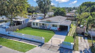 6810 Farragut St, Hollywood, FL 33024