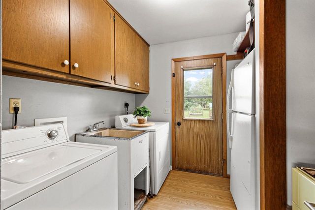 W6510 Kampen Road, Arlington, WI 53911