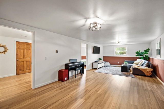 W6510 Kampen Road, Arlington, WI 53911
