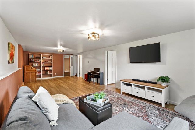 W6510 Kampen Road, Arlington, WI 53911