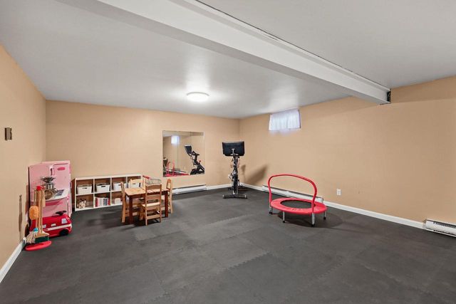 W6510 Kampen Road, Arlington, WI 53911